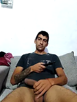 Snapshot of Elverguditojaja chatting on 03-07-26, 01:46 Elverguditojaja online show from 03-07-26, 01:46