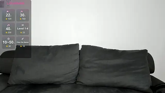 Snapshot of minimaya chatting on 03-08-25, 12:33 minimaya online show from 03-08-25, 12:33