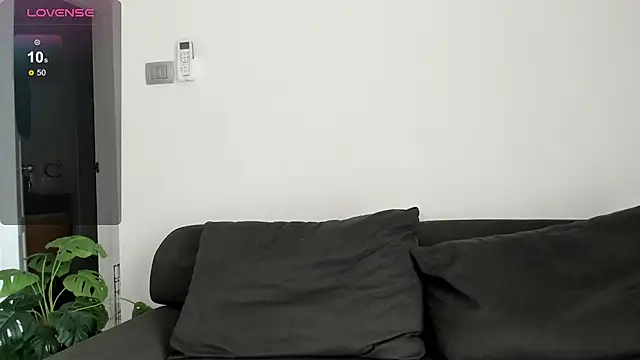 Snapshot of minimaya chatting on 03-18-25, 04:47 minimaya online show from 03-18-25, 04:47