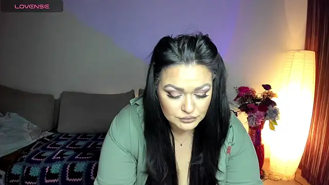 Laura sinner online show from 02-18-25, 11:19