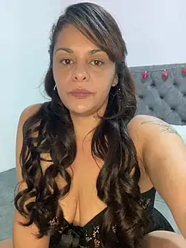 Kataliina online show from 01-27-25, 03:47