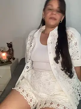 Kataliina online show from 01-31-25, 05:09