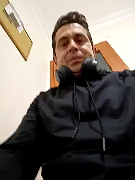 Snapshot of melenko1667 chatting on 09-29-25, 11:31 melenko1667 online show from 09-29-25, 11:31