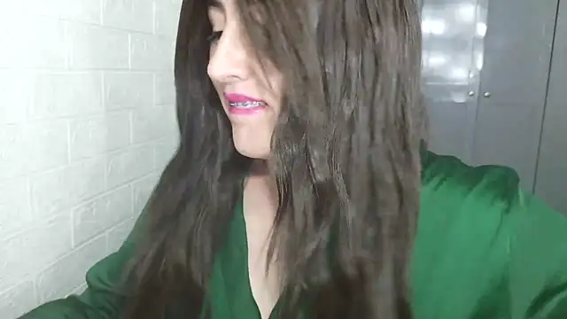 naughty sarahh online show from 03-28-26, 04:23