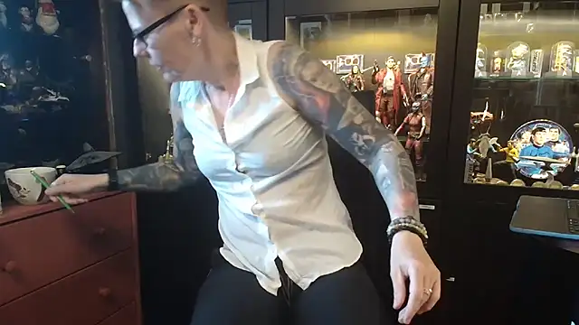 MaryG online show from 03-10-26, 09:03