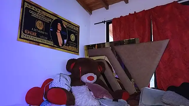 GiselReyes online show from 04-20-26, 06:53