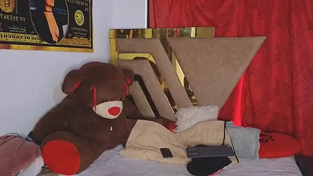 GiselReyes online show from 04-24-26, 06:43