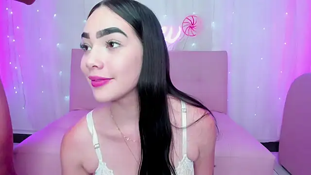 Snapshot of Litzy1_ chatting on 02-13-25, 08:24 Litzy1 online show from 02-13-25, 08:24