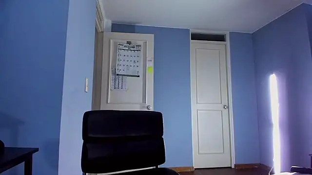 Snapshot of anthonylatynxd chatting on 12-29-24, 11:40 anthonylatynxd online show from 12-29-24, 11:40