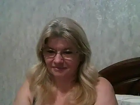 Snapshot of Diana_49 chatting on 03-11-25, 07:48 Diana 49 online show from 03-11-25, 07:48