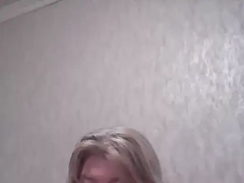 Snapshot of Diana_49 chatting on 03-21-25, 06:29 Diana 49 online show from 03-21-25, 06:29