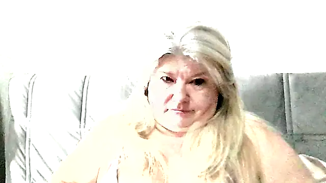 Diana 49 online show from 04-24-26, 02:47