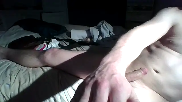 Snapshot of MmaxX004 chatting on 03-09-25, 12:53 MmaxX004 online show from 03-09-25, 12:53