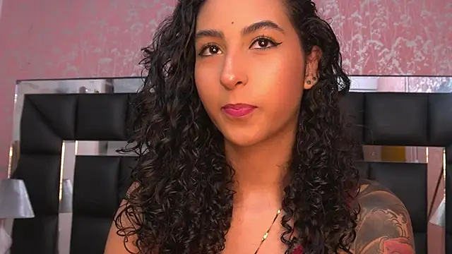 agatha collins  online show from 01-24-25, 07:18