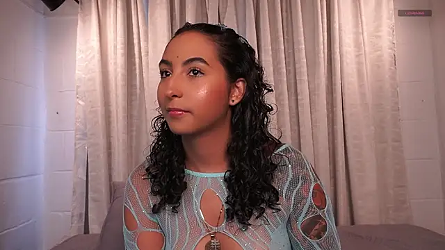 agatha collins  online show from 09-17-25, 07:15