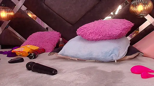 violeta aroca online show from 01-04-25, 09:10