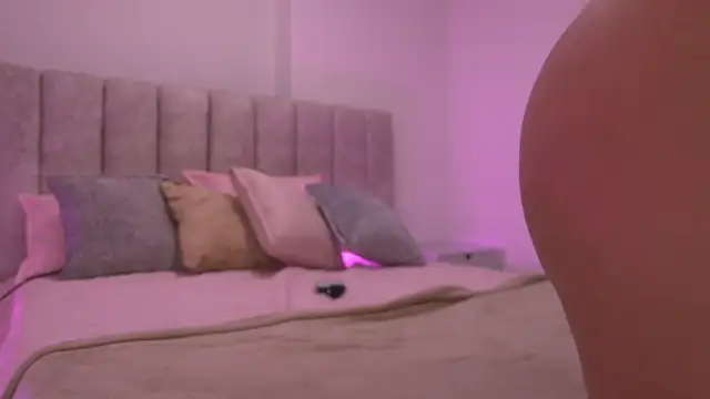 violeta aroca online show from 11-06-25, 03:07