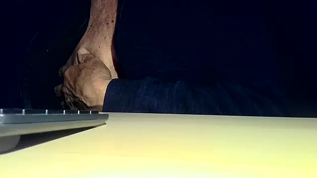 Snapshot of tachione2 chatting on 10-04-25, 03:10 tachione2 online show from 10-04-25, 03:10