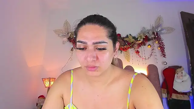 Snapshot of ISABELLASSMITH chatting on 12-21-24, 08:32 ISABELLASSMITH online show from 12-21-24, 08:32