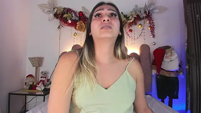 Snapshot of ISABELLASSMITH chatting on 01-02-25, 09:39 ISABELLASSMITH online show from 01-02-25, 09:39