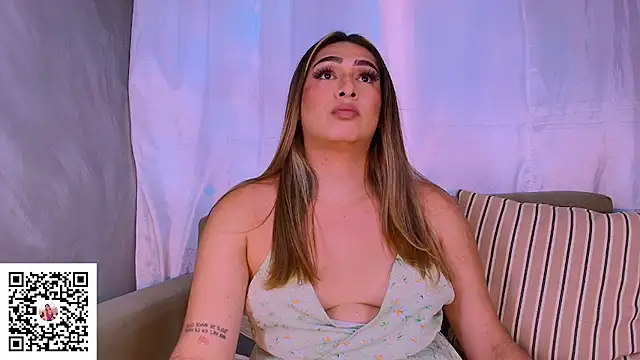 Snapshot of ISABELLASSMITH chatting on 11-08-25, 05:12 ISABELLASSMITH online show from 11-08-25, 05:12