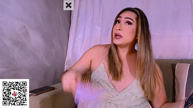 Snapshot of ISABELLASSMITH chatting on 11-19-25, 08:36 ISABELLASSMITH online show from 11-19-25, 08:36