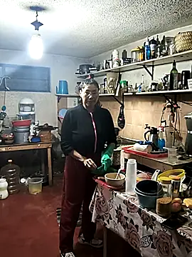 Snapshot of LaInsaciableIntensa chatting on 02-01-26, 12:31 LaInsaciableIntensa online show from 02-01-26, 12:31