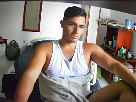 lechero226 online show from 12-19-24, 10:32