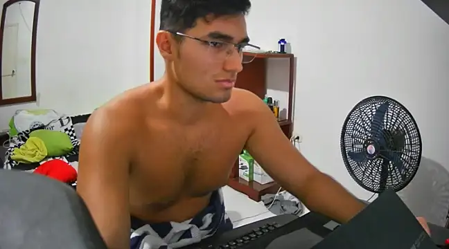 lechero226 online show from 01-02-25, 03:26