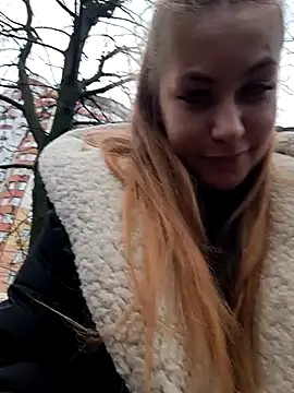 Keli Jessi online show from 12-23-24, 01:13