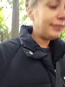 Keli Jessi online show from 10-09-25, 12:14