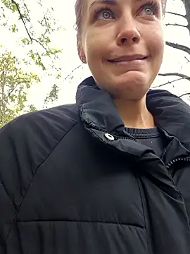 Keli Jessi online show from 10-23-25, 12:26