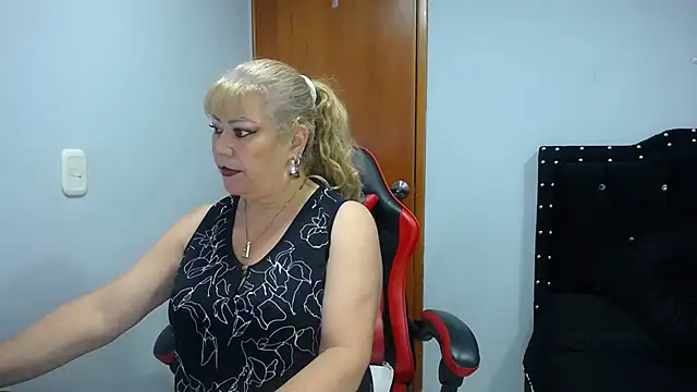 Ursulawhite69 online show from 04-24-26, 12:35