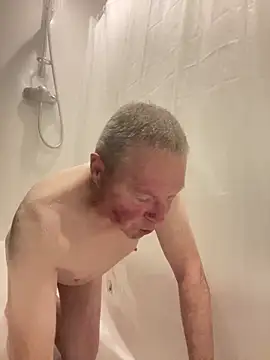 boilinghot123 online show from 10-29-25, 05:25