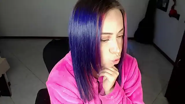 charlottezoe15 online show from 02-17-26, 09:17