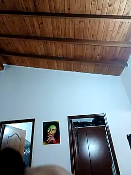 Snapshot of LunaZambrano chatting on 02-20-25, 03:52 LunaZambrano online show from 02-20-25, 03:52