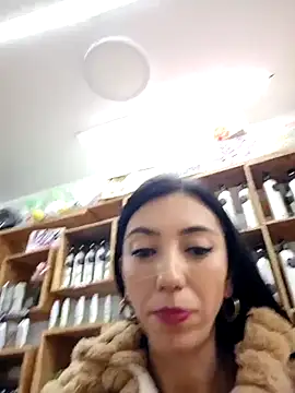 Snapshot of LunaZambrano chatting on 03-07-25, 04:00 LunaZambrano online show from 03-07-25, 04:00