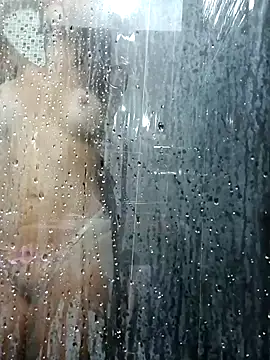 Snapshot of LunaZambrano chatting on 03-13-25, 03:39 LunaZambrano online show from 03-13-25, 03:39