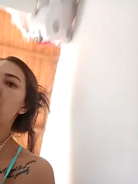 Snapshot of LunaZambrano chatting on 11-17-25, 06:14 LunaZambrano online show from 11-17-25, 06:14