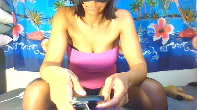 laetitiafun online show from 03-08-25, 10:13