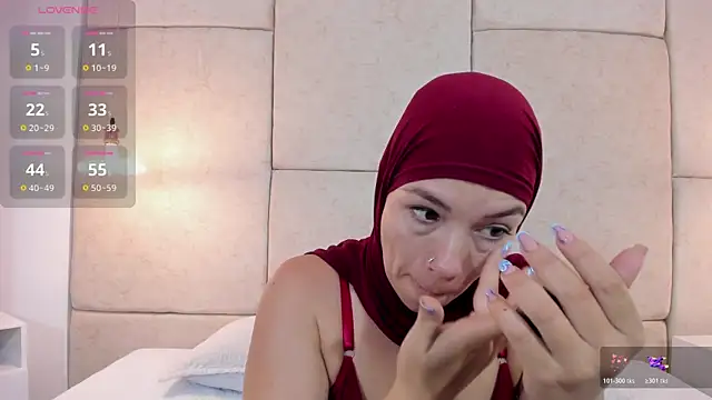 aisha vs online show from 02-11-26, 12:32