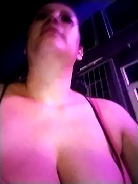 Snapshot of keilymadam chatting on 12-14-25, 05:13 keilymadam online show from 12-14-25, 05:13