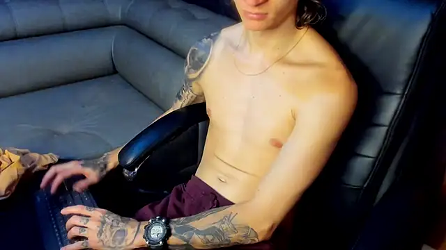 Snapshot of Dmtry6 chatting on 01-07-25, 07:49 Dmtry6 online show from 01-07-25, 07:49