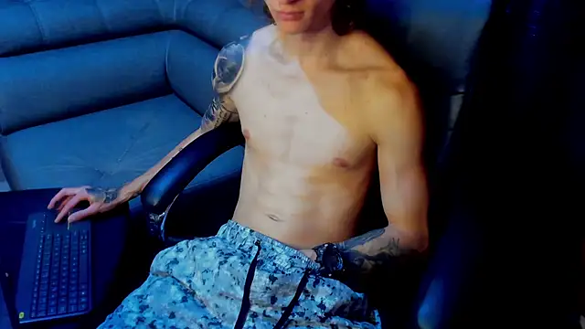 Snapshot of Dmtry6 chatting on 01-20-25, 04:34 Dmtry6 online show from 01-20-25, 04:34