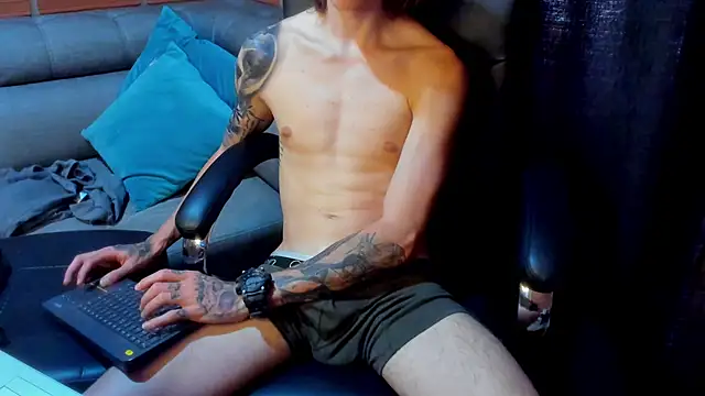 Snapshot of Dmtry6 chatting on 01-29-25, 05:56 Dmtry6 online show from 01-29-25, 05:56