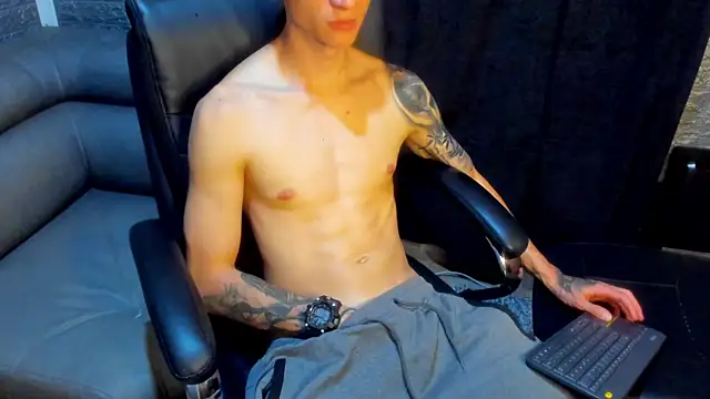 Snapshot of Dmtry6 chatting on 03-15-25, 02:24 Dmtry6 online show from 03-15-25, 02:24