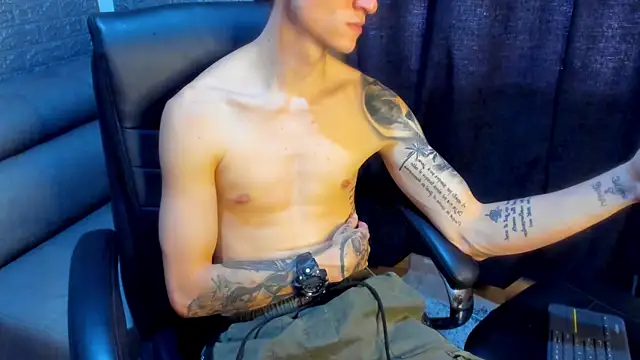 Snapshot of Dmtry6 chatting on 03-18-25, 06:15 Dmtry6 online show from 03-18-25, 06:15