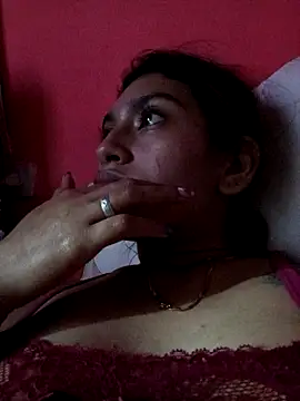 Snapshot of annie-19 chatting on 02-01-25, 03:30 annie-19 online show from 02-01-25, 03:30