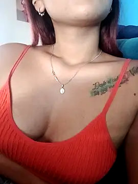 Snapshot of annie-19 chatting on 09-20-25, 06:31 annie-19 online show from 09-20-25, 06:31