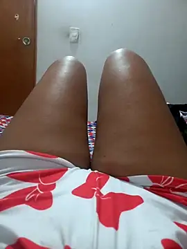 Snapshot of annie-19 chatting on 09-24-25, 08:45 annie-19 online show from 09-24-25, 08:45